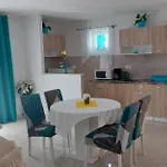 Apartman Mestral *