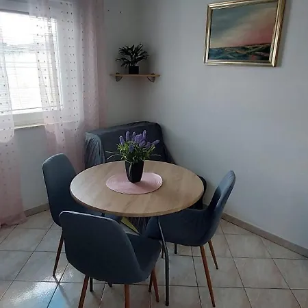 Mestral Baška Voda